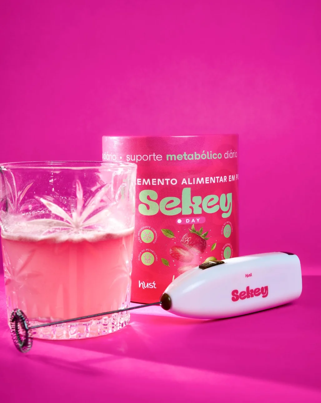 Sekey Day berry com shaker e drink